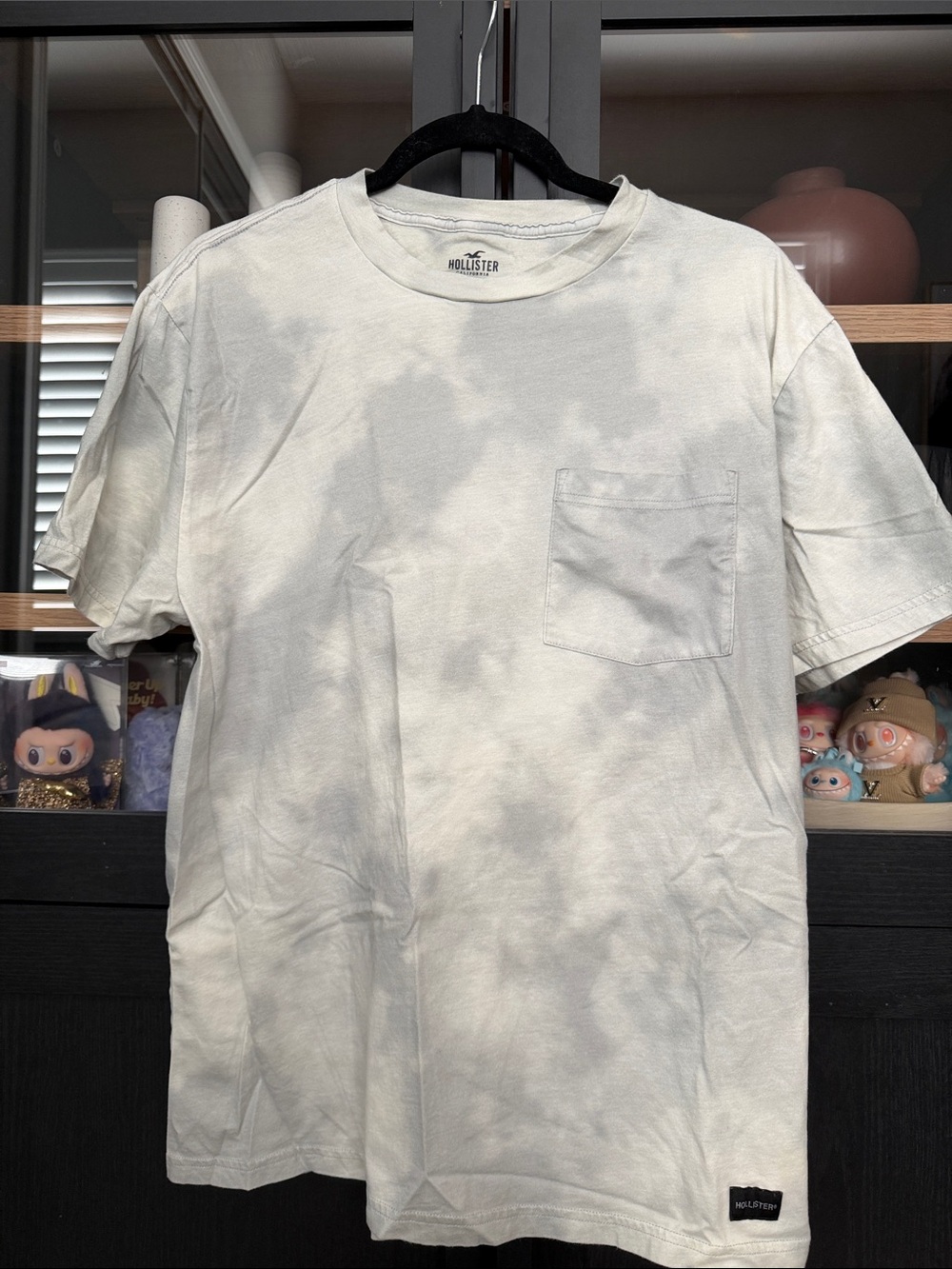 Hollister Men's Light Gray Tie-Dye Pocket Tee